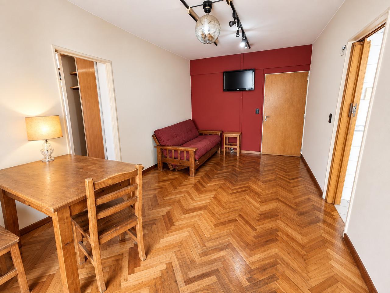 Foto de Venta departamento 2 ambientes luminoso con balcón y seguridad 24 hs en, imagen 4