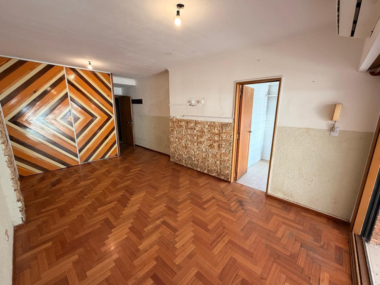 Foto de VENTA DEPARTAMENTO MONOAMBIENTE CON COCHERA Y TERRAZA EN ALMAGRO, imagen 5