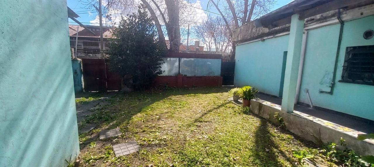 Foto de VENTA CASA 3 AMBIENTES CON LOCAL SAN MARTIN- GUIDO SPANO 5300, imagen 4