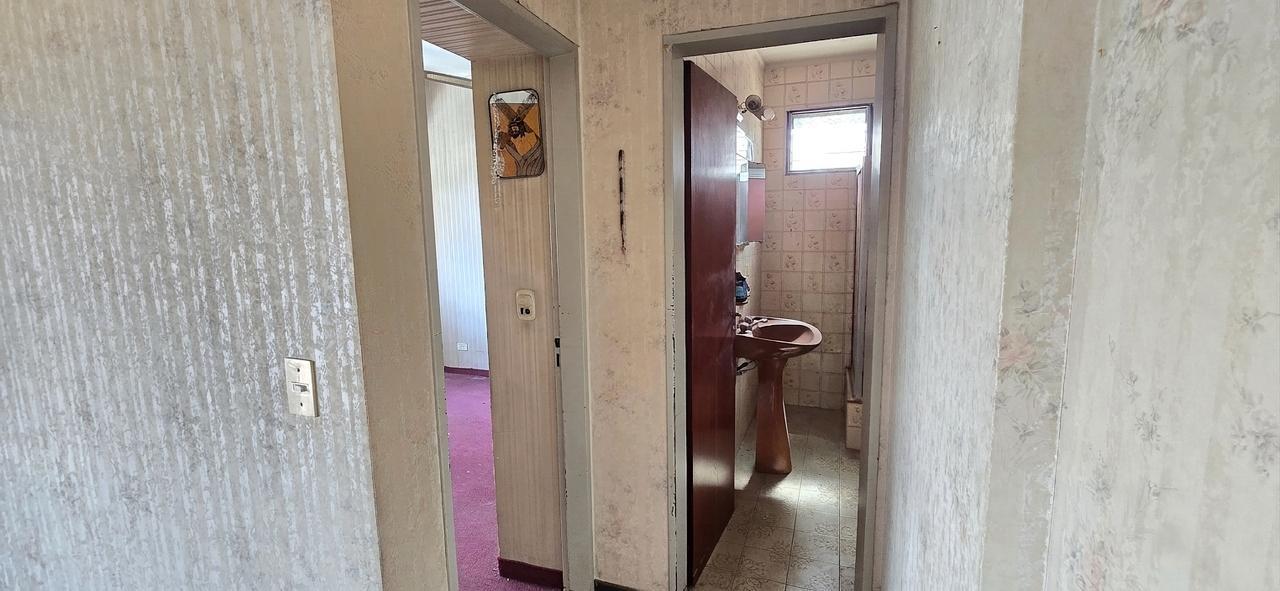 Foto de VENTA DEPARTAMENTO DOS AMBIENTES ALMAGRO CON TERRAZA- PATIO Y BALCON, imagen 4