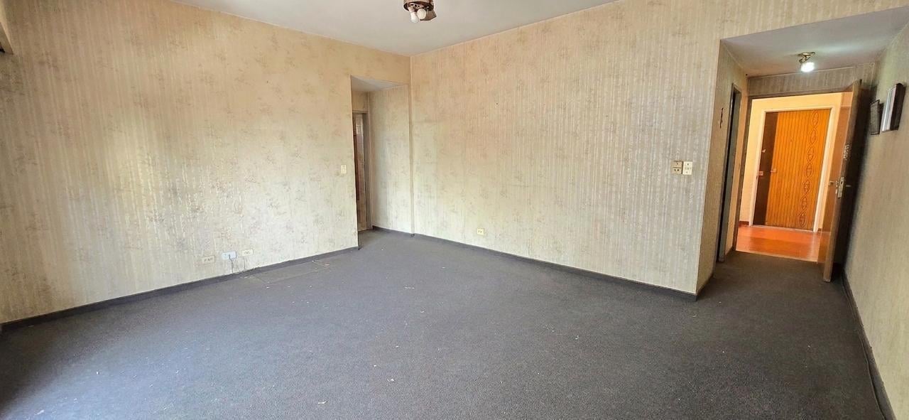 Foto de VENTA DEPARTAMENTO DOS AMBIENTES ALMAGRO CON TERRAZA- PATIO Y BALCON, imagen 3