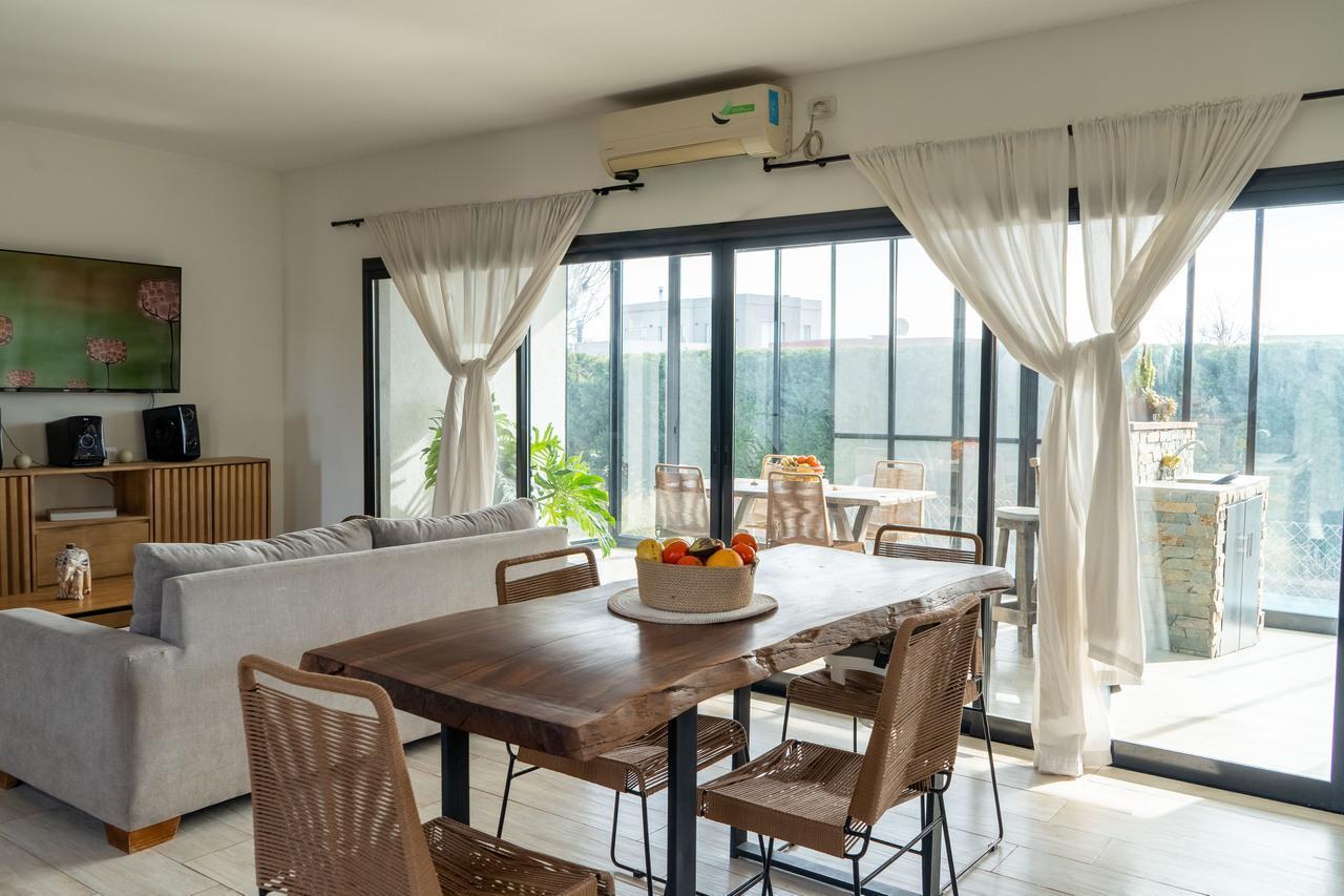 Foto de Alquiler Casa 3 Ambientes en San Sebastián, área 13, imagen 3