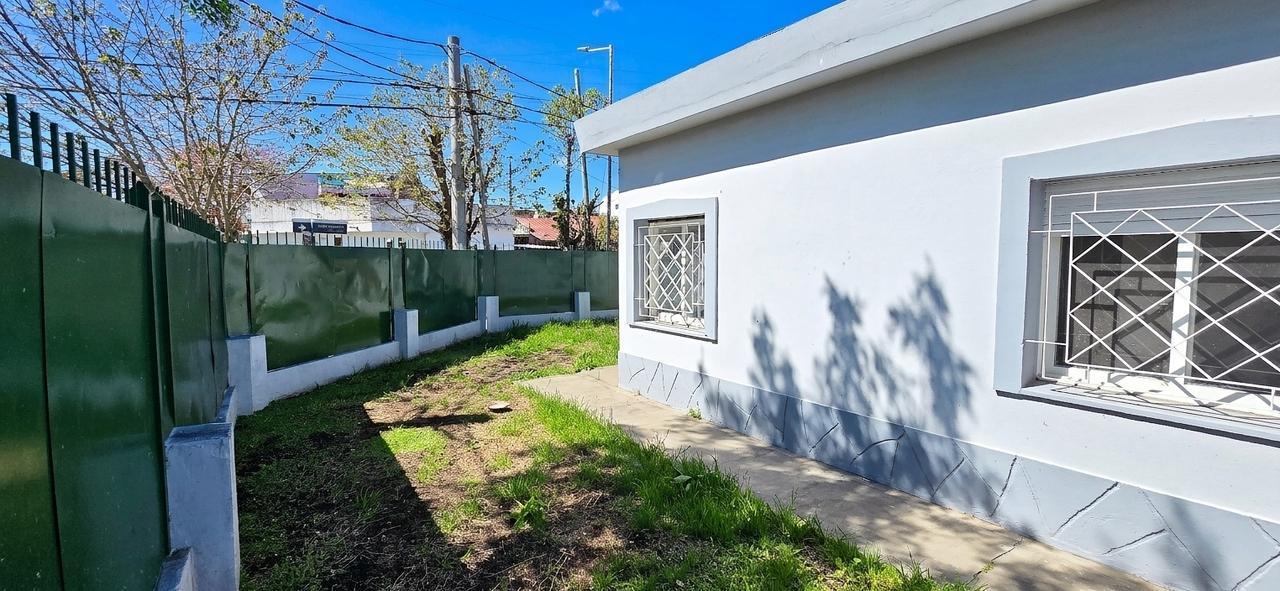 Foto de VENTA PH TRES AMBIENTES Y DEPENDENCIA CON JARDIN COCHERA PATIO Y, imagen 5