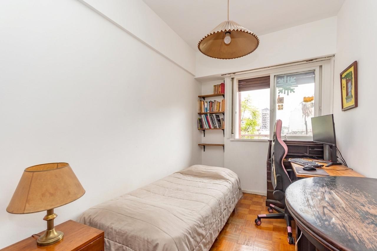 Foto de Venta Depto 3 amb. Caballito con balcón, imagen 2