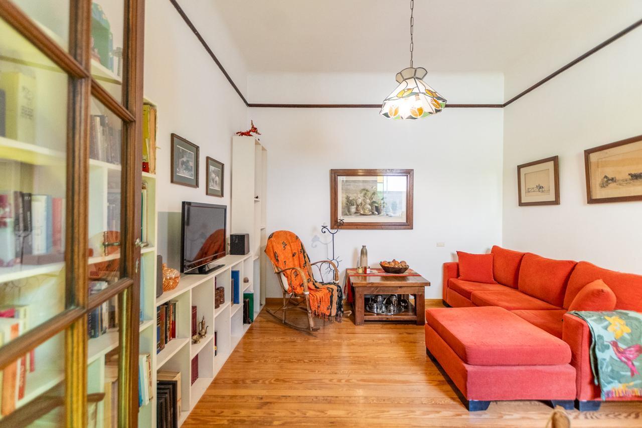 Foto de VENTA Departamento tres ambientes, primer piso por escalera. Almagro, imagen 3