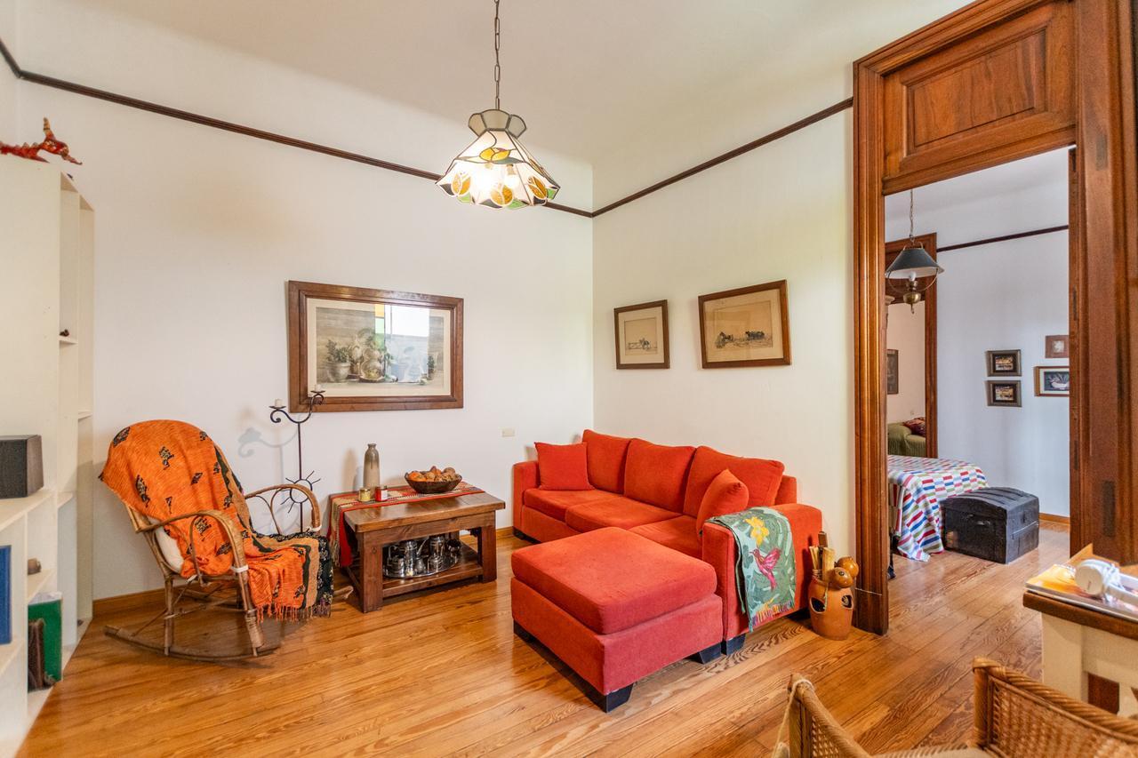 Foto de VENTA Departamento tres ambientes, primer piso por escalera. Almagro, imagen 5