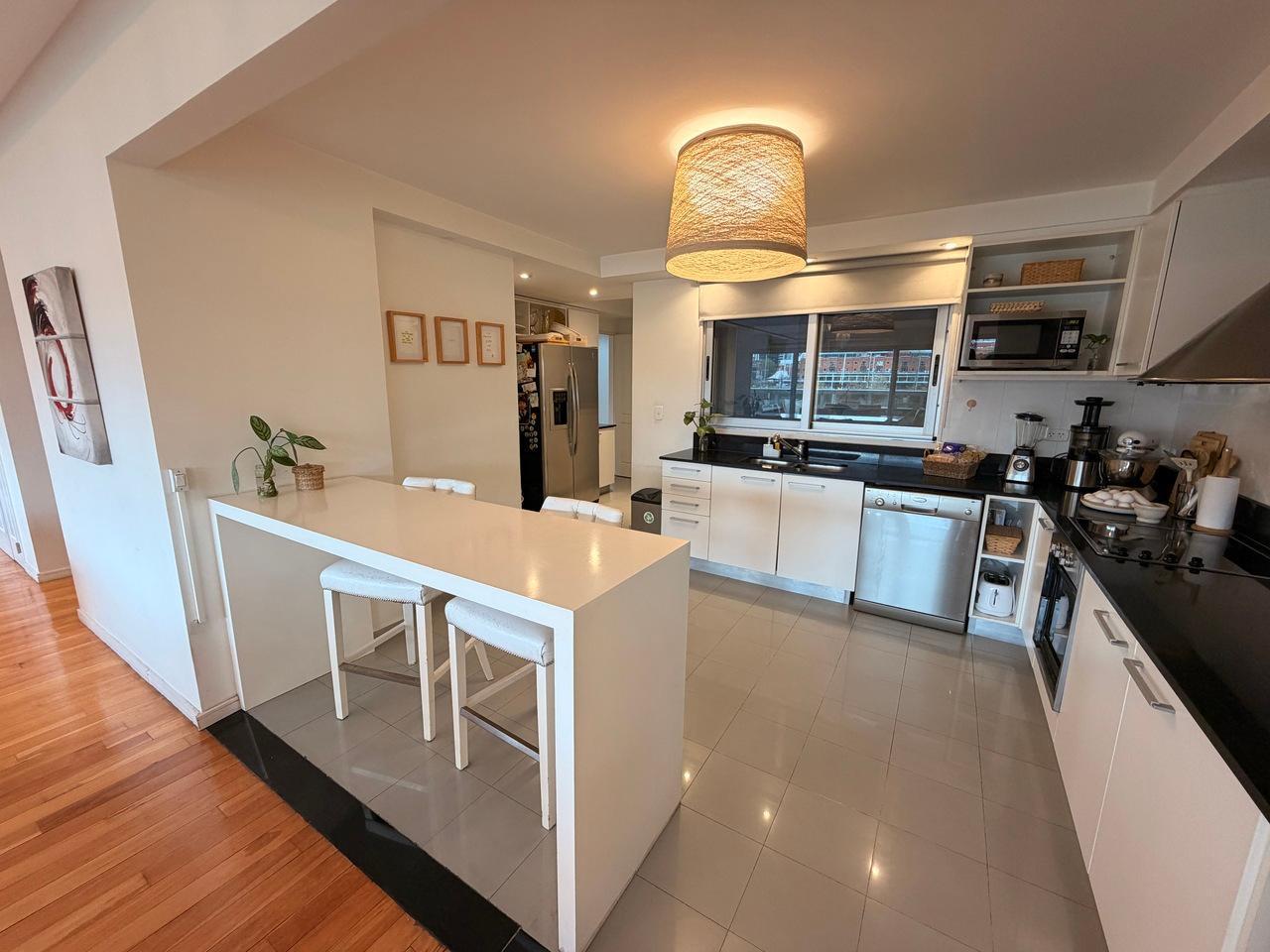 Foto de VENTA DEPARTAMENTO DE 4 AMBIENTES CON COCHERA EN TERRAZAS DEL YACHT, imagen 3