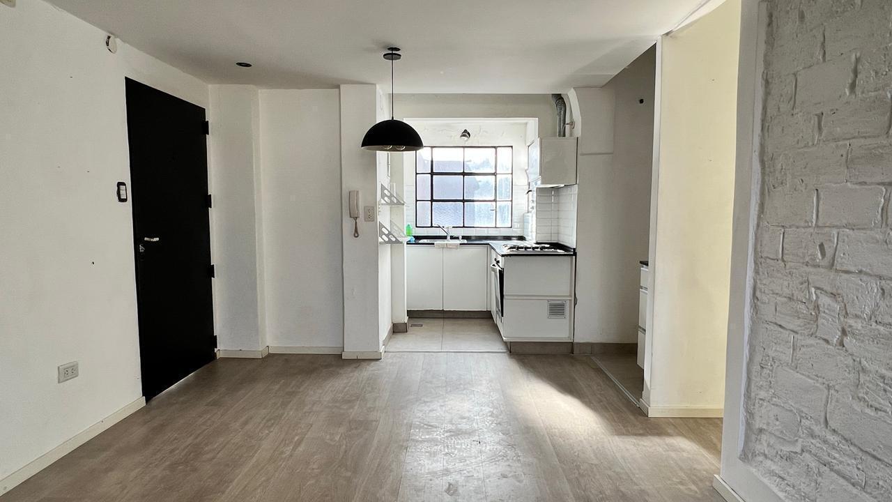 Foto de Venta departamento en Almagro, 3 ambientes, muy luminoso., imagen 1