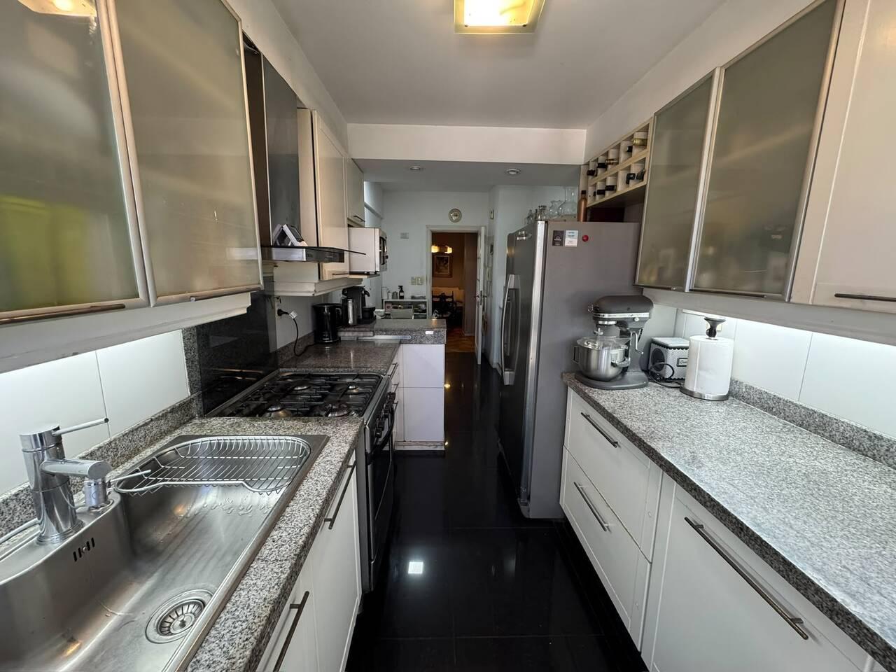 Foto de 4 AMBIENTES CON COCHERA Y BAULERA – 104 M² TOTALES – SEGURIDAD, imagen 5