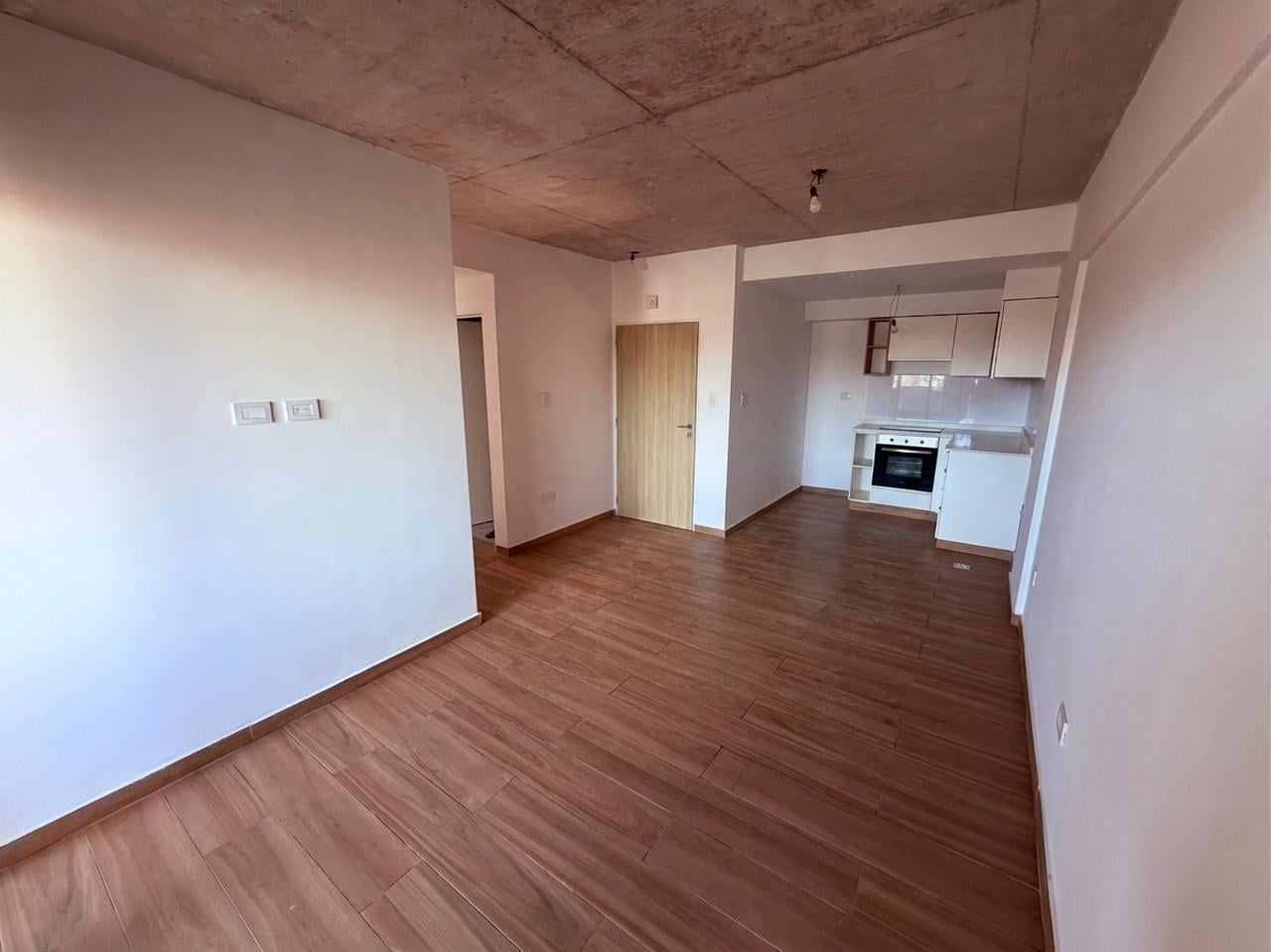 Foto de Venta Departamento 3 Ambientes a Estrenar con Balcón y Parrilla en, imagen 2