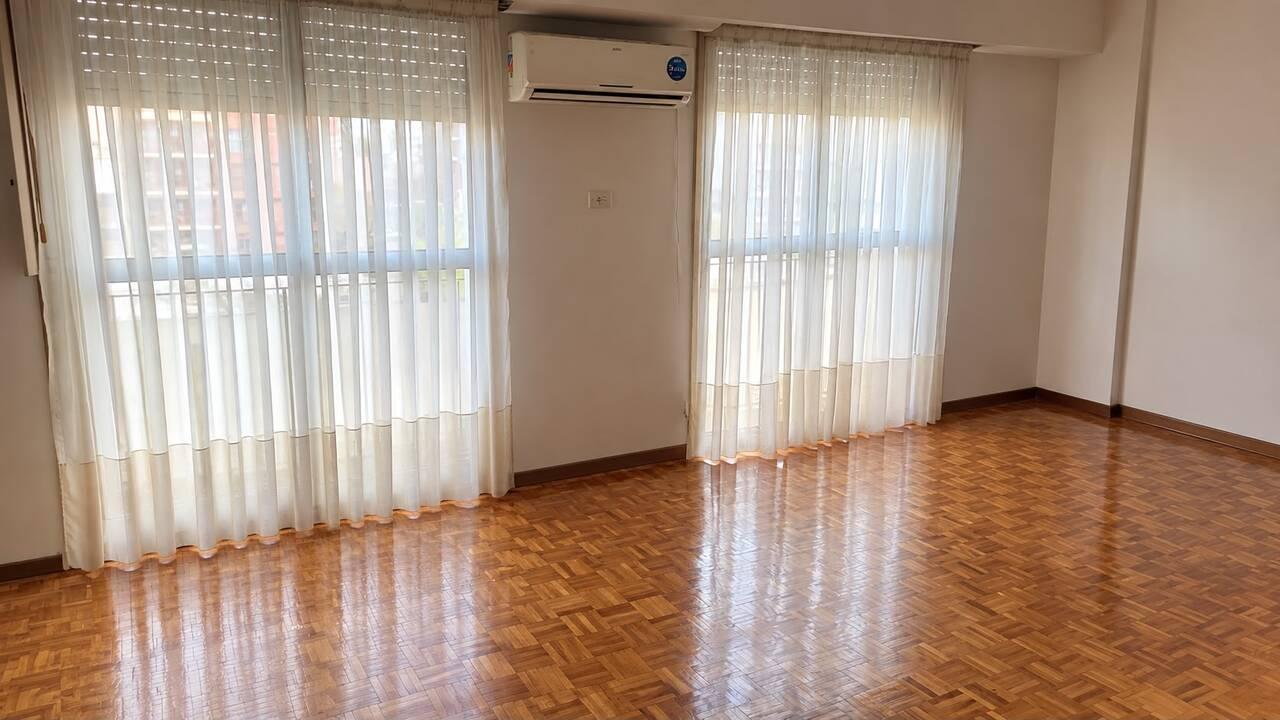 Foto de Departamento de 4 Ambientes - Vista Abierta – Colegiales, imagen 3