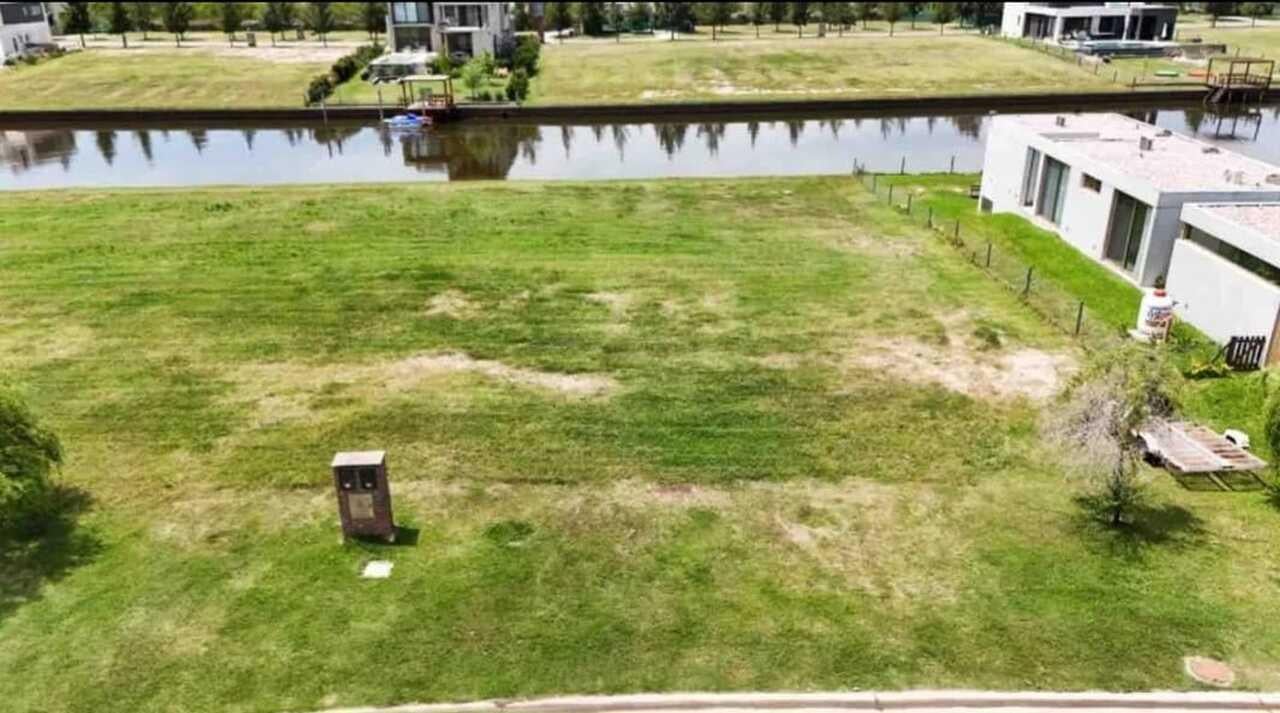 Foto de Lote en venta Barrio Cerrado Nautico Naudir, Belen de Escobar, imagen 1