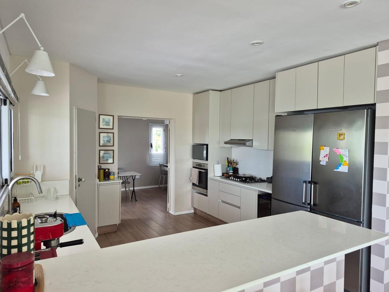 Foto de Alquiler, Casa 6 ambientes, San Sebastián, área 1, imagen 5