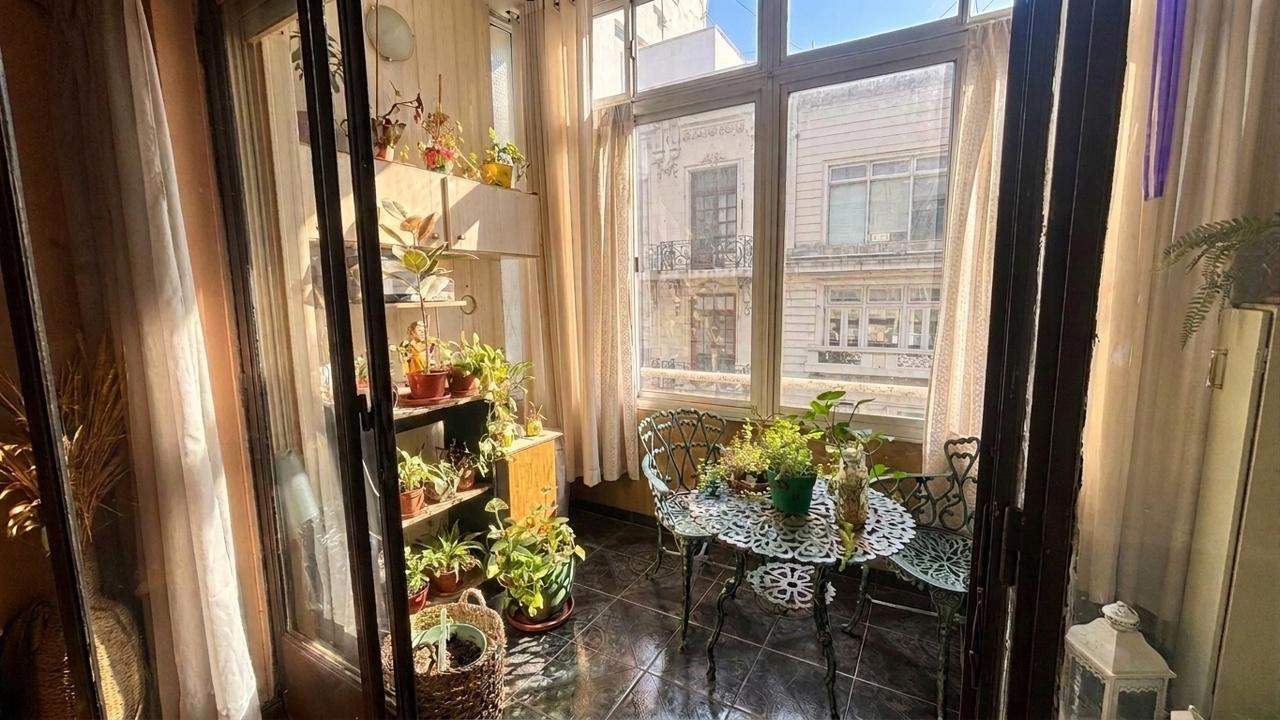 Foto de Venta Departamento Monoambiente dividido en Barrio norte/Recoleta al, imagen 2