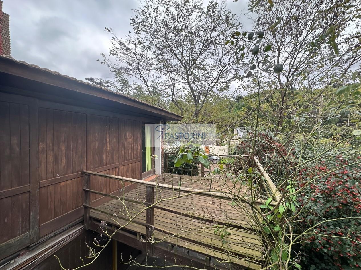 Foto de VENDEMOS CASA ALPINA con PARQUE en ACANTILADOS, imagen 2