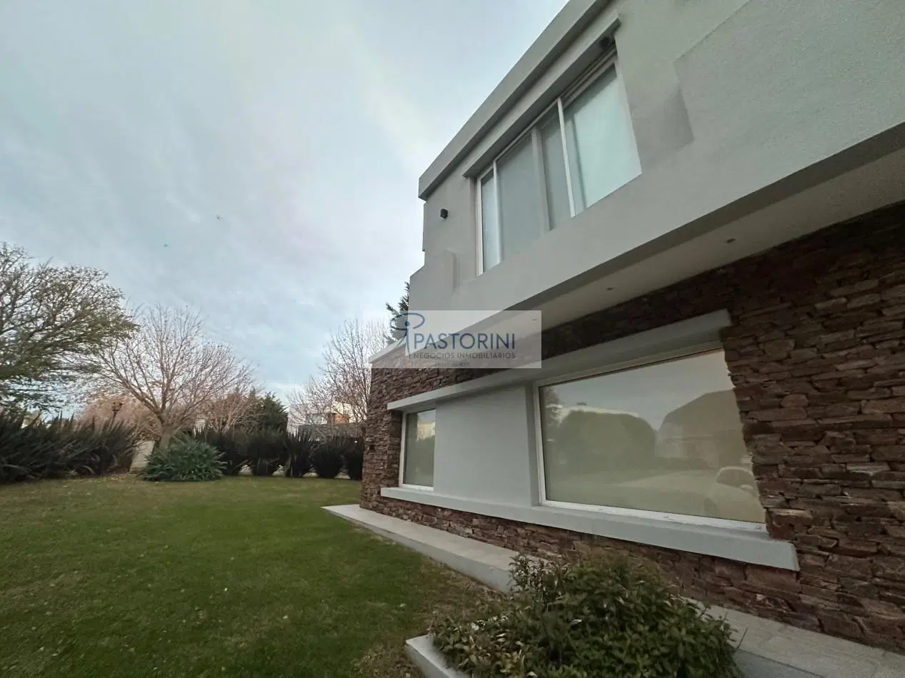 Importante CASA en ARENAS del SUR 4