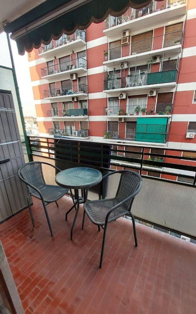 2 Amb con balcón + apto crédito en Av. Mitre | Ideal primera vivienda o inversión