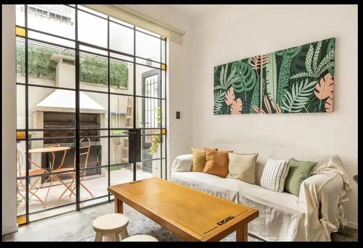 Foto de Oportunidad en Palermo Hollywood! PH Reciclado con Patio | Sin Expensas, imagen 1