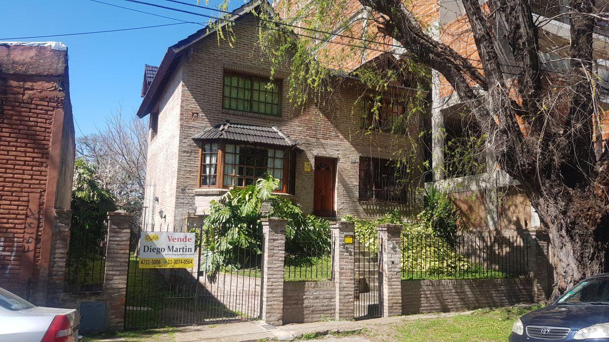 Foto de Amplio Chalet en excelente ubicacion, imagen 3