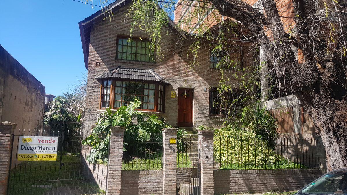 Foto de Amplio Chalet en excelente ubicacion, imagen 1