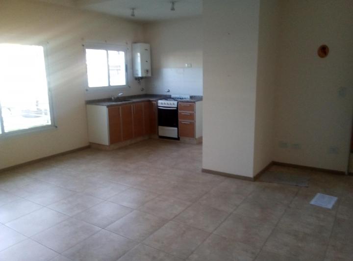 MUNRO , DEPARTAMENTO 2 AMBIENTES C/COCHERA 3