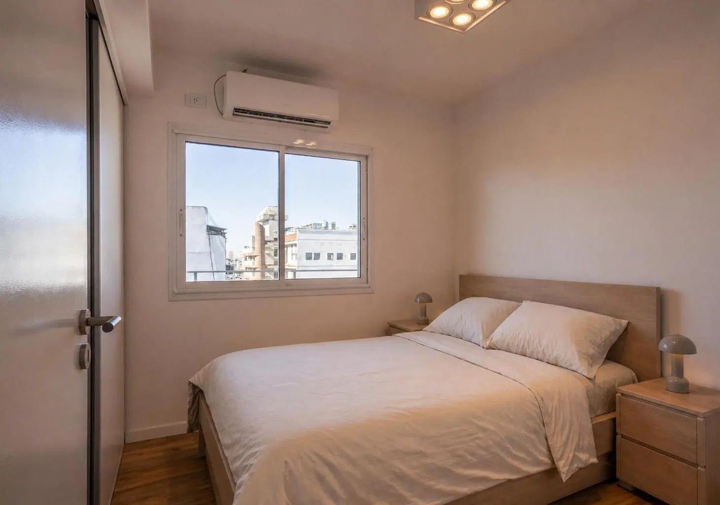 EDIFICIO COMPLETO EN VENTA · 100% RENTADO · Av. Jujuy esq. Cochabamba 2