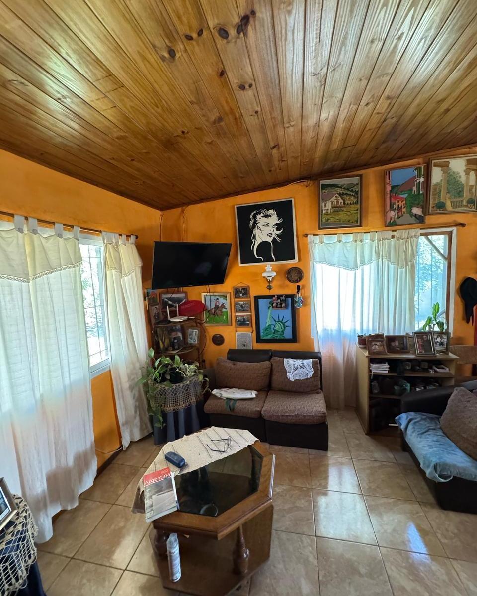 Foto de CASA DE TRES AMBIENTES - BARRIO EL JARDIN DE STALLA MARIS, imagen 5