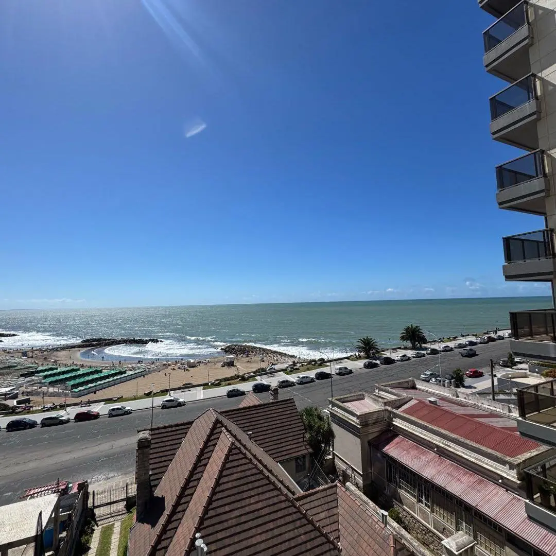 DEPARTAMENTO DE TRES AMBIENTES- LA PERLA 4
