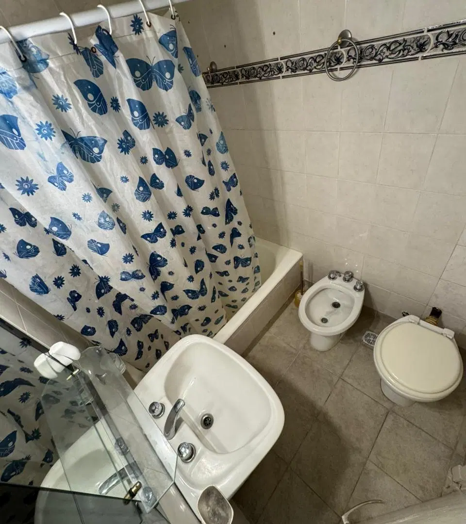 Departamento de un ambiente a la calle - Bolivar 2350 5