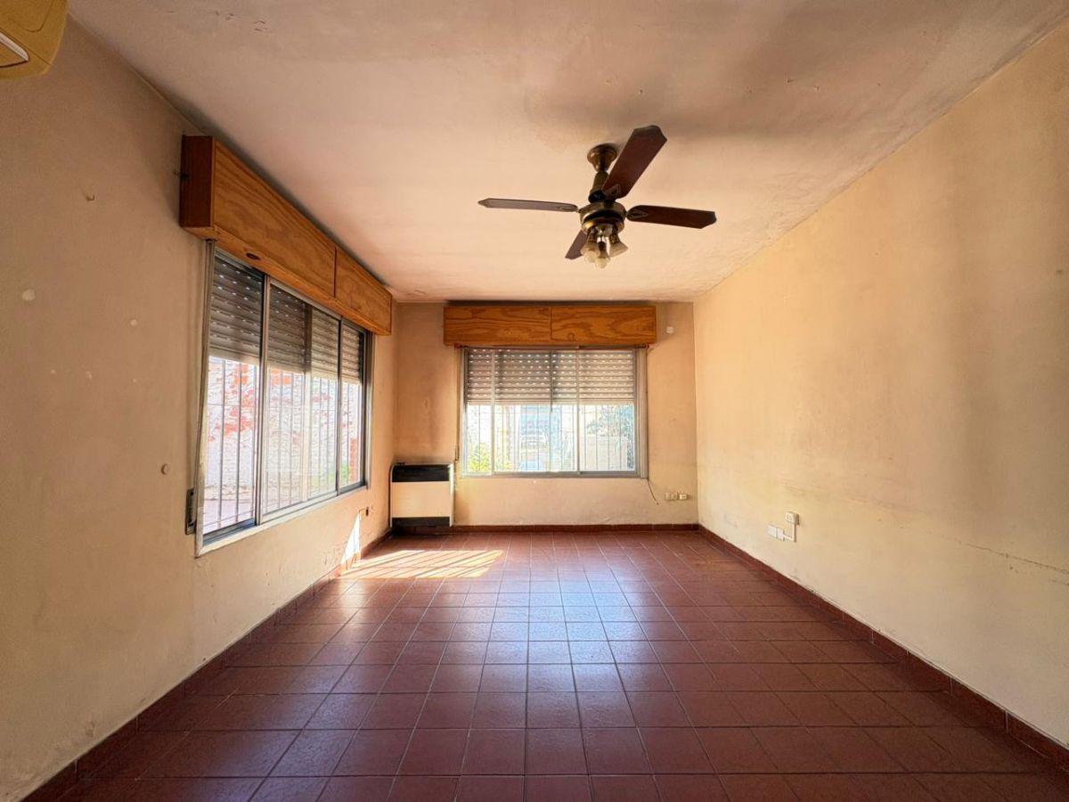 Foto de VENTA PH 3 AMBIENTES CON PATIO Y ENTRADA DE AUTO LOMAS, imagen 1