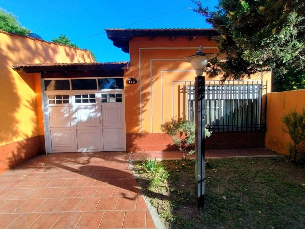 Foto de CASA 3 AMBIENTES CON FONDO LIBRE EN SANTA TERESITA, imagen 3