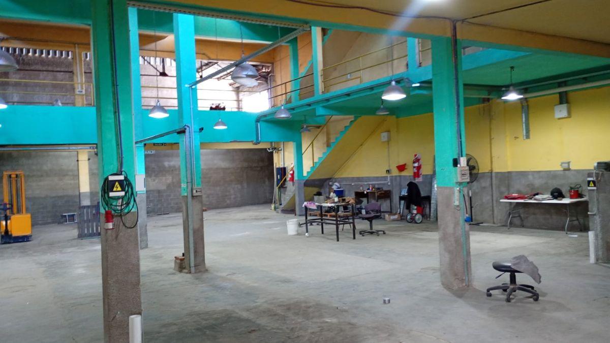 Foto de VENTA DE GALPON 700M2, imagen 1