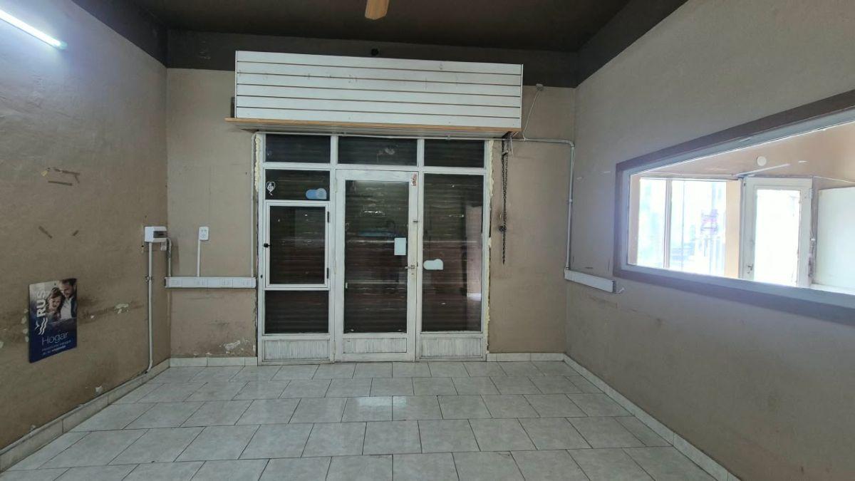 Foto de Local Comercial en Alquiler- sobre Avenida Colombres, imagen 5