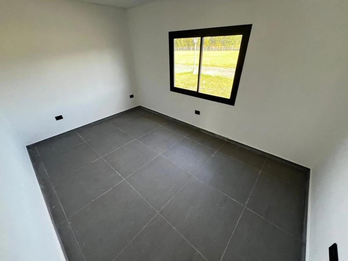 Foto de CASA 4 AMBIENTES A ESTRENAR EN VENTA – BARRIO CERRADO BELLEVILLE, imagen 3