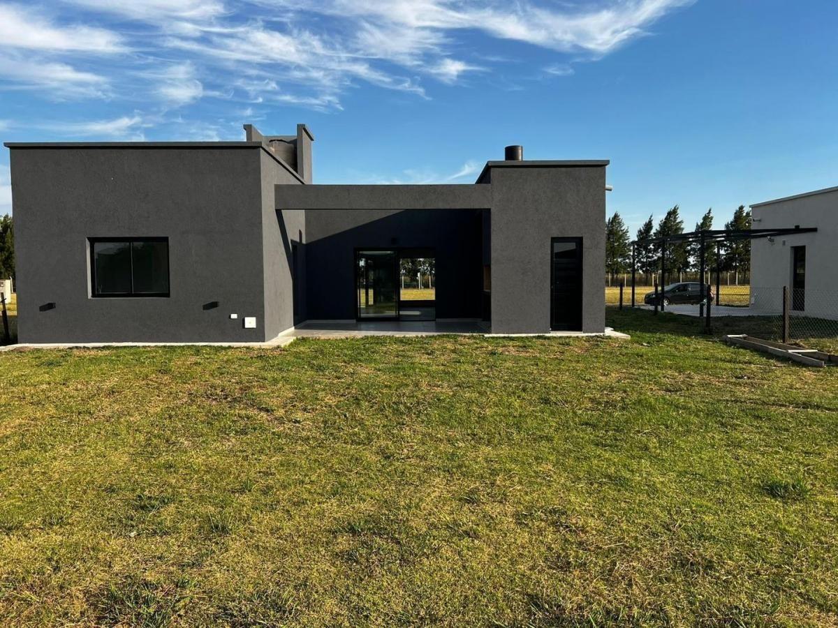 Foto de CASA 4 AMBIENTES A ESTRENAR EN VENTA – BARRIO CERRADO BELLEVILLE, imagen 5