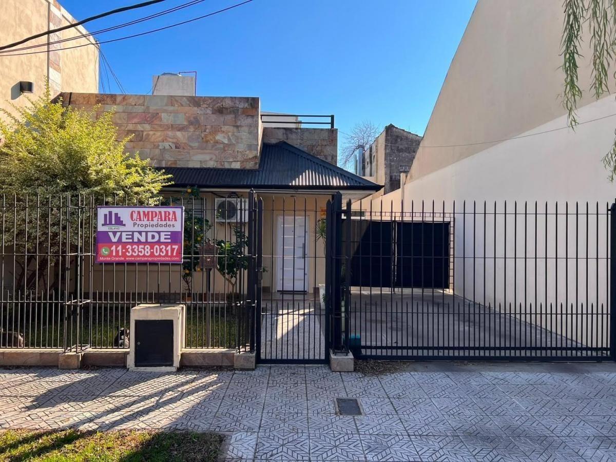 Foto de VENTA 4 AMBIENTES / LLAVALLOL PATIO Y COCHERA, imagen 2