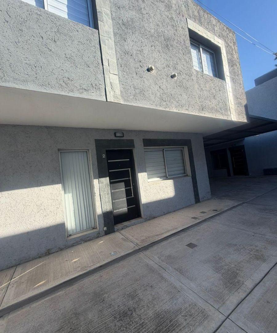 Moderno Duplex dos dormitorios, housing sin expensas en Barrio Centro La Calera