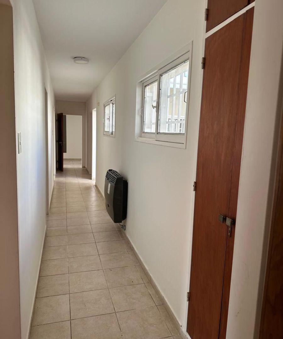 Foto de Casa de Tres dormitorios en Cerro De Las Rosas, imagen 4