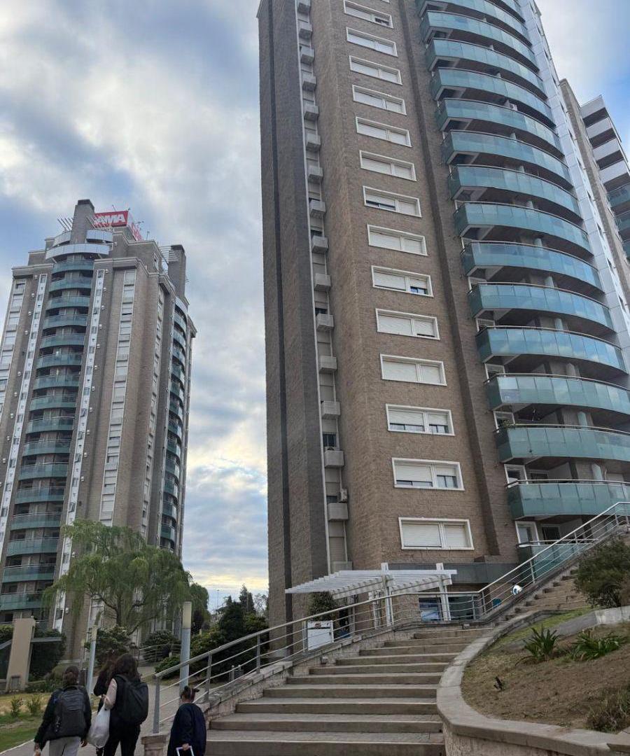 Foto de COCHERA EN ALQUILER EN ALTO VILLA SOL, imagen 1