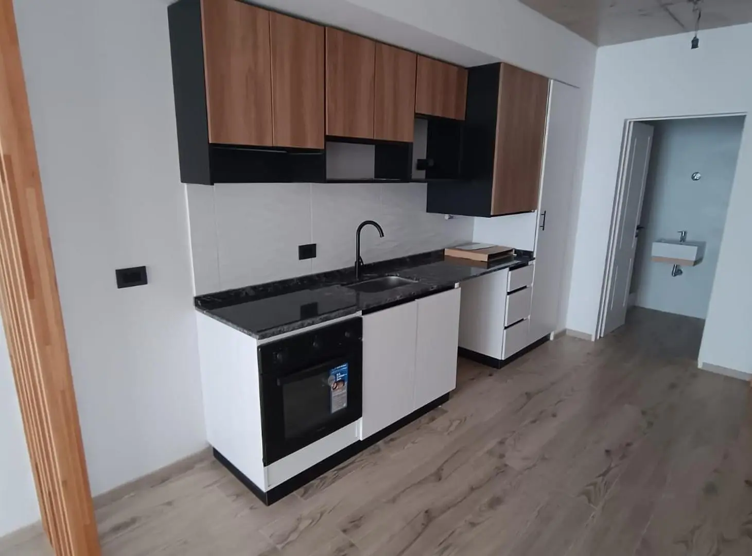 Amplio departamento a estrenar 2 ambientes con balcon 3