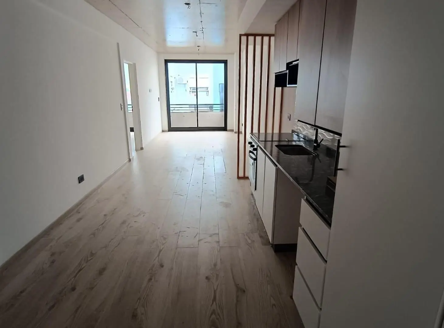 Amplio departamento a estrenar 2 ambientes con balcon 5