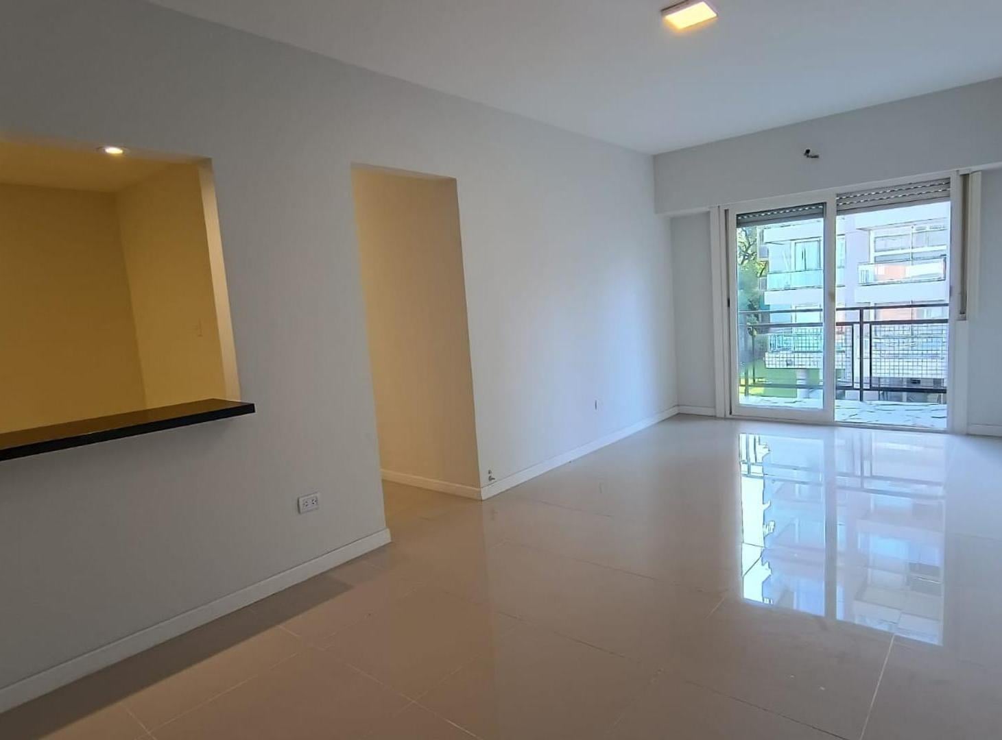 Departamento a estrenar!  4 ambientes 2 baños y Balcón
