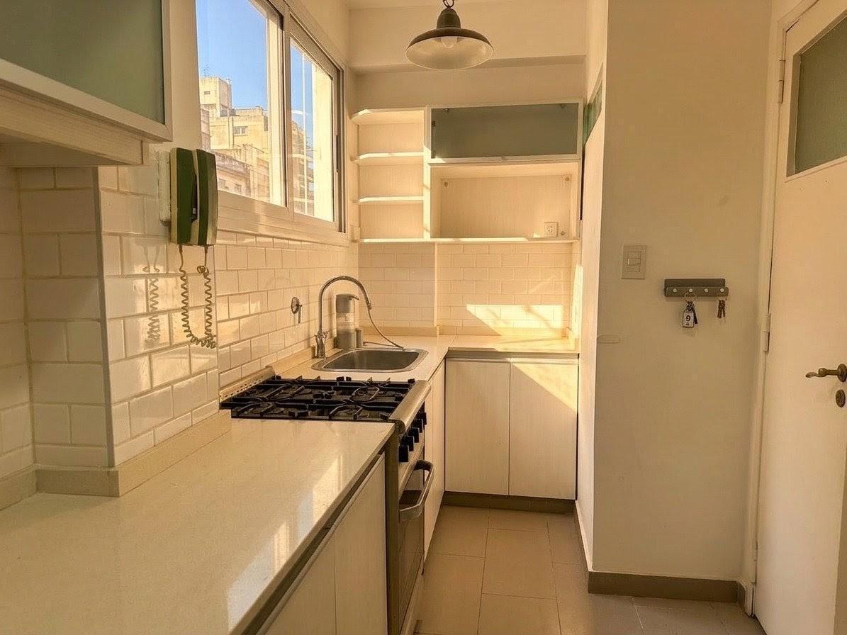 Foto de Departamento en venta en Arenales al 2800, Recoleta - 4 ambientes, imagen 3