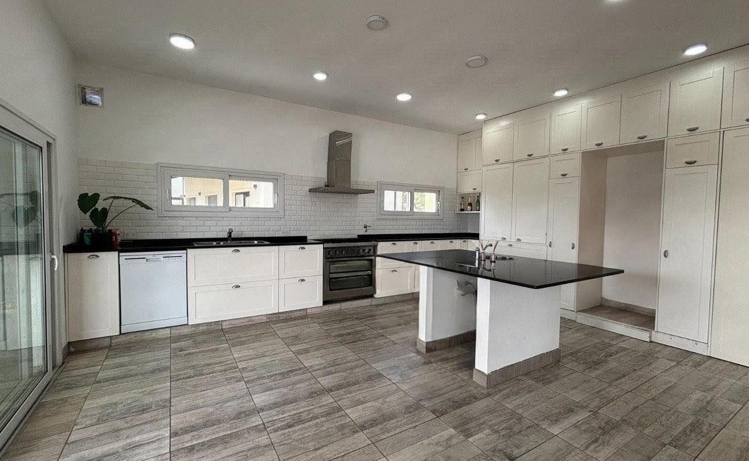 Foto de Casa en venta en San Sebastián, Área 12 - 4 ambientes, imagen 4