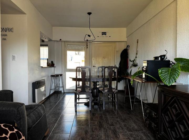 4 AMBIENTES CON BALCON TERRAZA Y VISTA ABIERTA EN ZONA SAN CARLOS 2