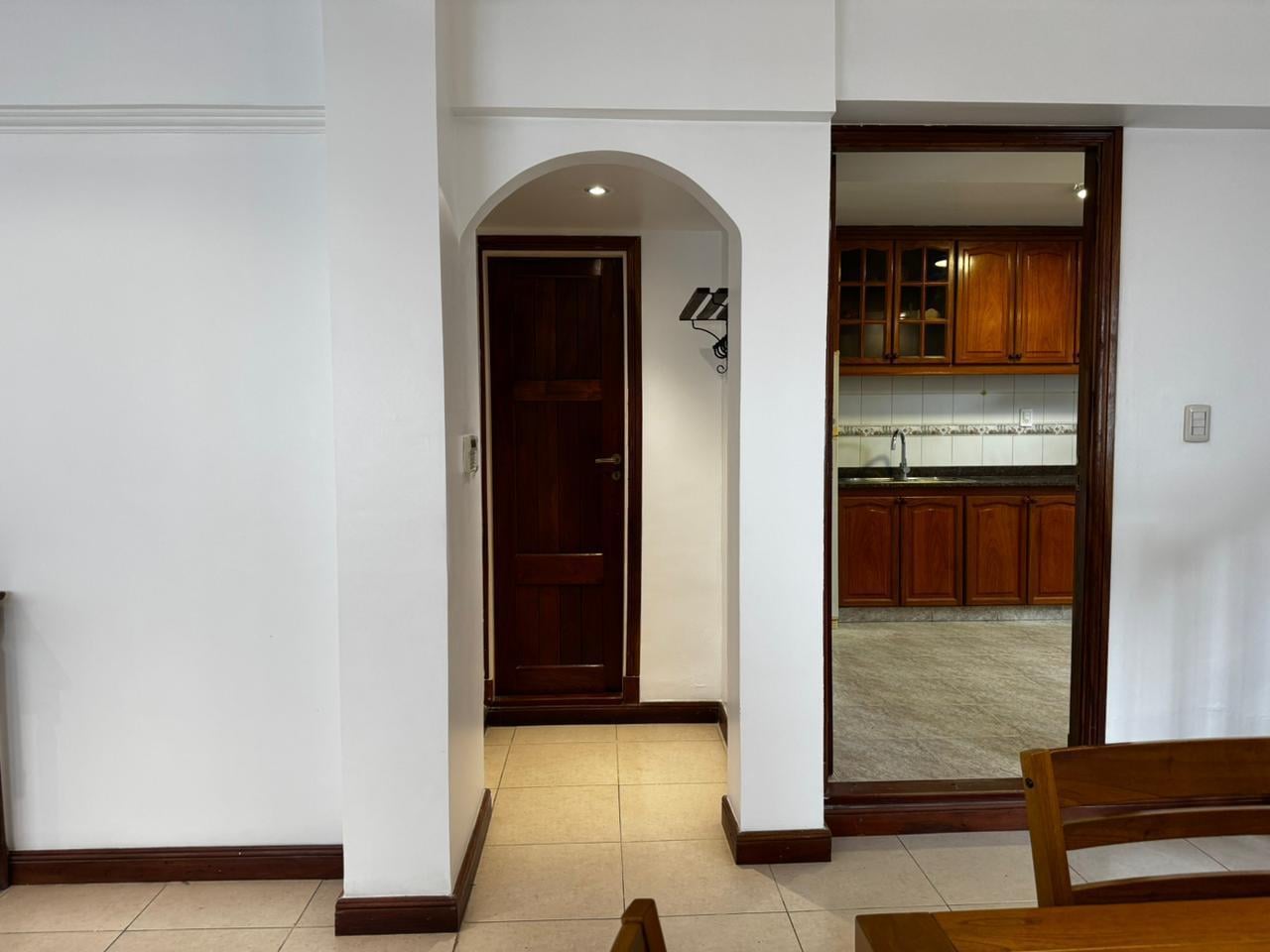 PH al Frente con Entrada Independiente | 5 Ambientes, Garage y Patio | Excelente Estado