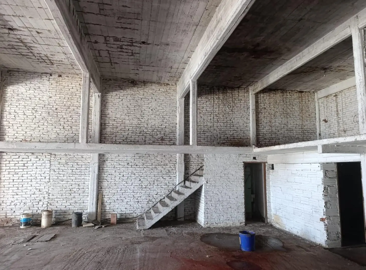 GALPÓN APTO CAMIONES EN VENTA | 280 M² | ZONA COMERCIAL/INDUSTRIAL | IDEAL LOGÍSTICA, DISTRIBUCIÓN, 2