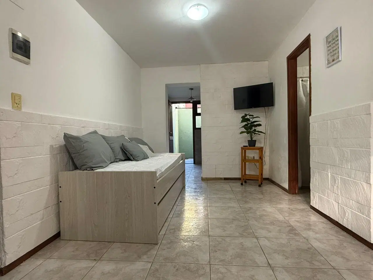 PH Monoambiente al Frente - Sin expensas - Alquiler 24 Meses – La Perla 2