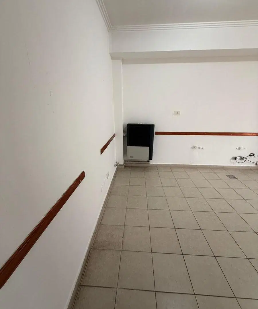 OFICINA EN ALQUILER 24 MESES | PLANTA BAJA | 3 OFICINAS PRIVADAS | ACHA 443 2