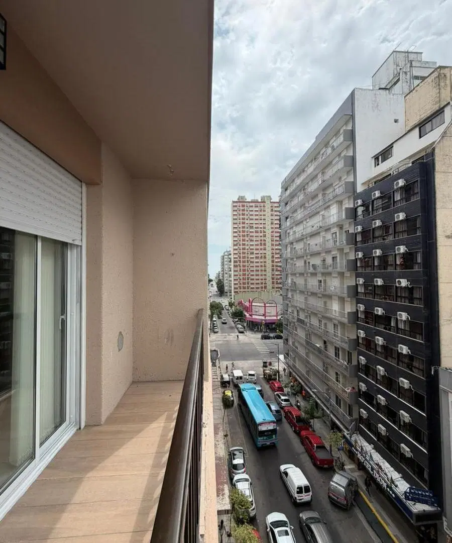 3 AMBIENTES A LA CALLE | CON BALCON | RECICLADO Y AMOBLADO | ZONA CENTRO 5